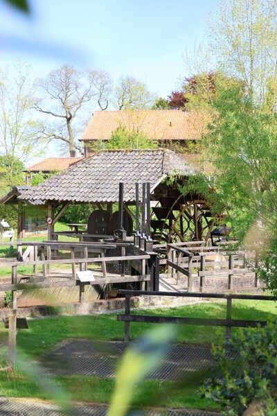 Vierlingsbeek en Groeningen